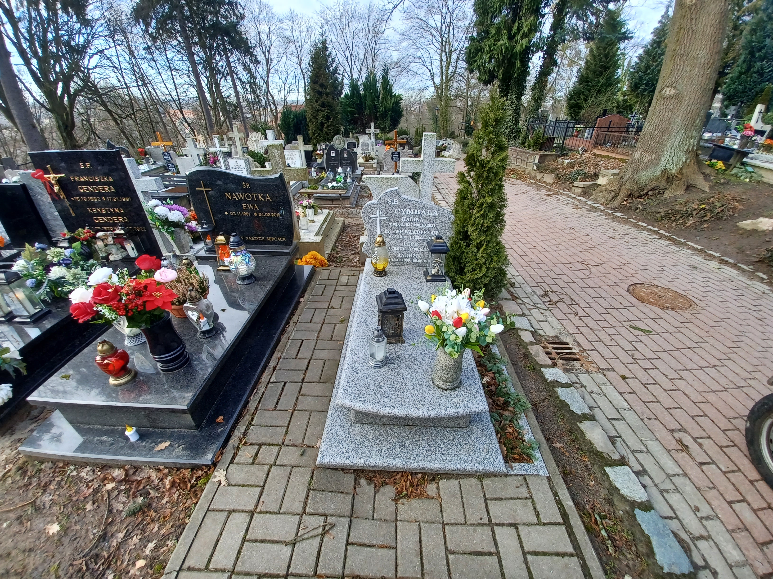 Grób HALINA CYMBAŁA