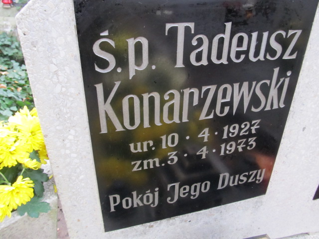 Tadeusz KONARZEWSKI 1927 Słupsk - Grobonet - Wyszukiwarka osób pochowanych