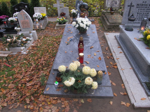 Grób CZESŁAW ZAPIEC