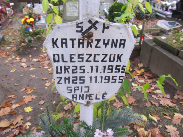 Katarzyna Oleszczuk 1955 Słupsk - Grobonet - Wyszukiwarka osób pochowanych