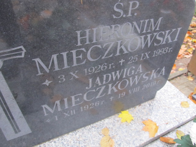 Hieronim Mieczkowski 1926 Słupsk - Grobonet - Wyszukiwarka osób pochowanych