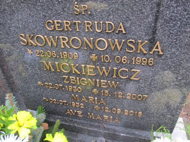ZBIGNIEW-RYSZARD MICKIEWICZ 1930 Słupsk - Grobonet - Wyszukiwarka osób pochowanych