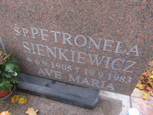 Petronela SIENKIEWICZ 1905 Słupsk - Grobonet - Wyszukiwarka osób pochowanych