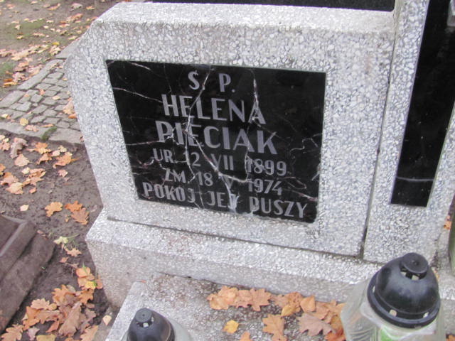 Helena PIĘCIAK 1899 Słupsk - Grobonet - Wyszukiwarka osób pochowanych