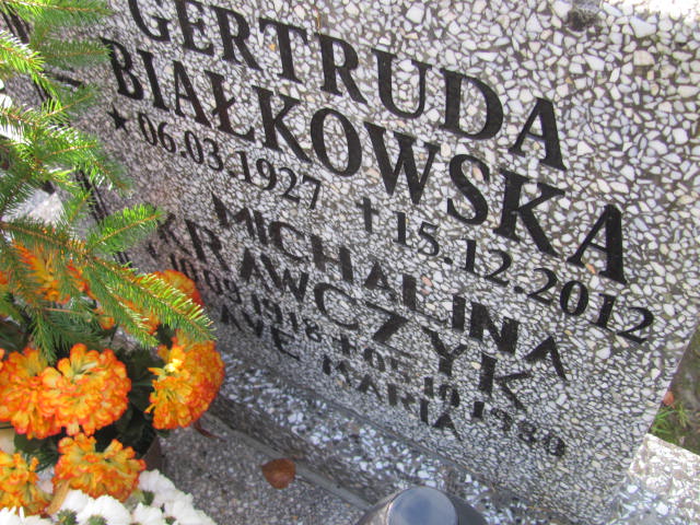 Gertruda BIAŁKOWSKA 1927 Słupsk - Grobonet - Wyszukiwarka osób pochowanych