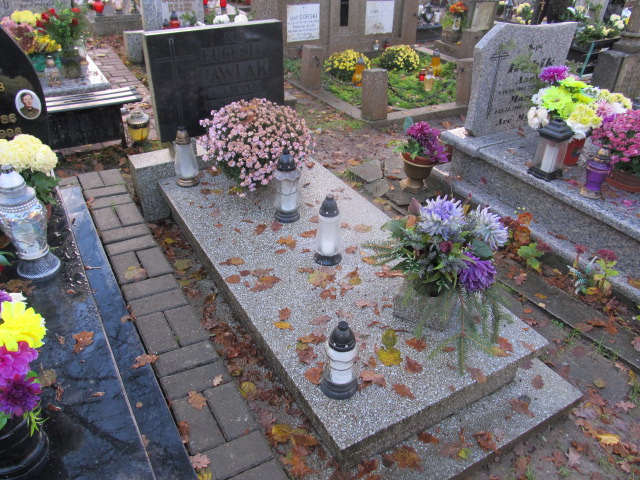 Grób EUGENIA PAWLAK