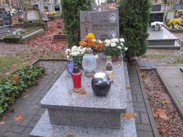 Grób ZUZANNA MAJEWSKA