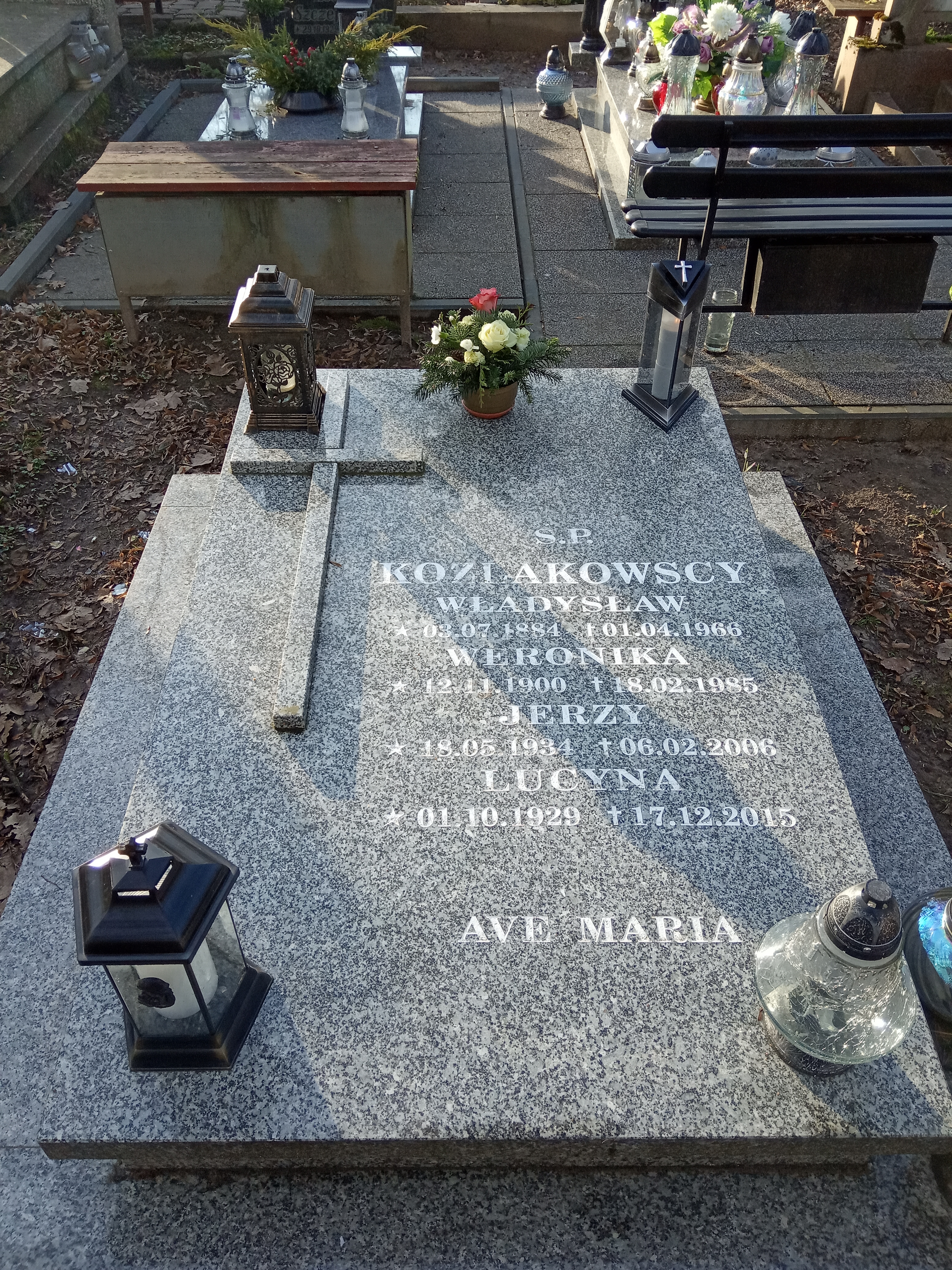 Lucyna KOŹLAKOWSKA 1929 Słupsk - Grobonet - Wyszukiwarka osób pochowanych