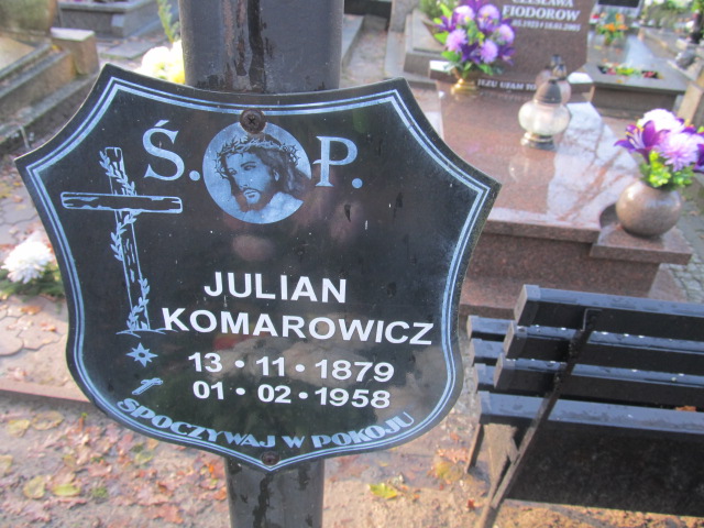 Julian KOMAROWICZ 1879 Słupsk - Grobonet - Wyszukiwarka osób pochowanych