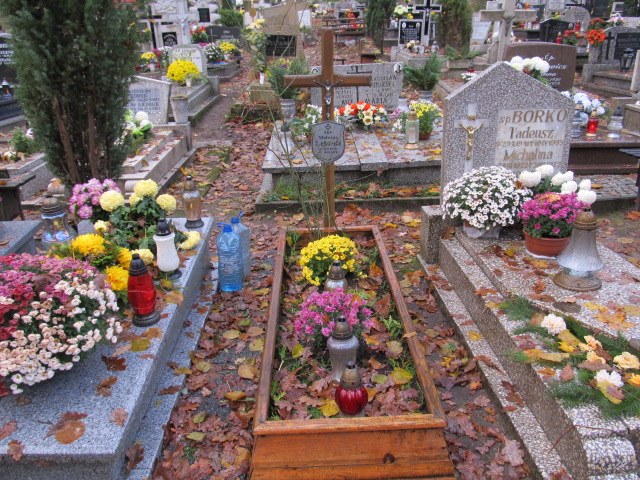 Grób JANINA BORKO