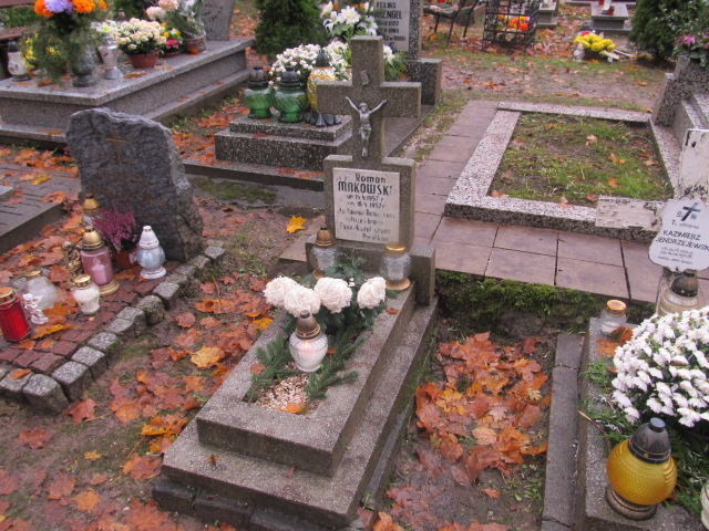 Grób ROMAN MAKOWSKI