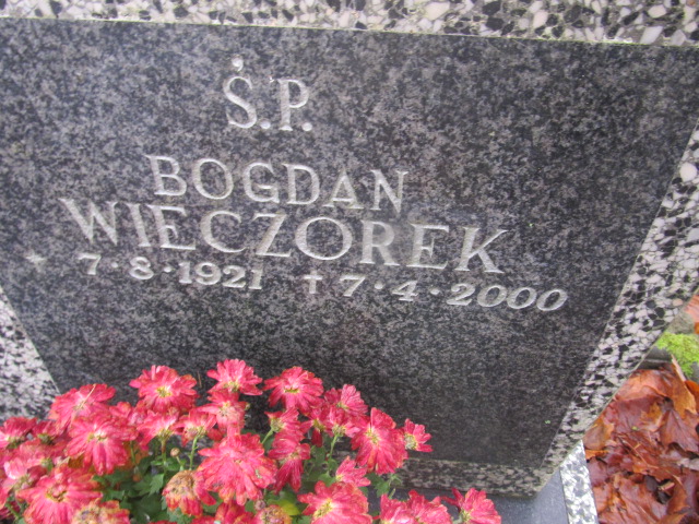 Bogdan WIECZOREK 1921 Słupsk - Grobonet - Wyszukiwarka osób pochowanych
