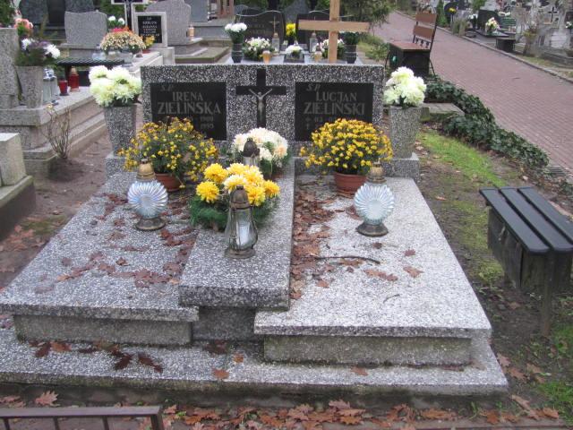 Grób LUCJAN ZIELIŃSKI