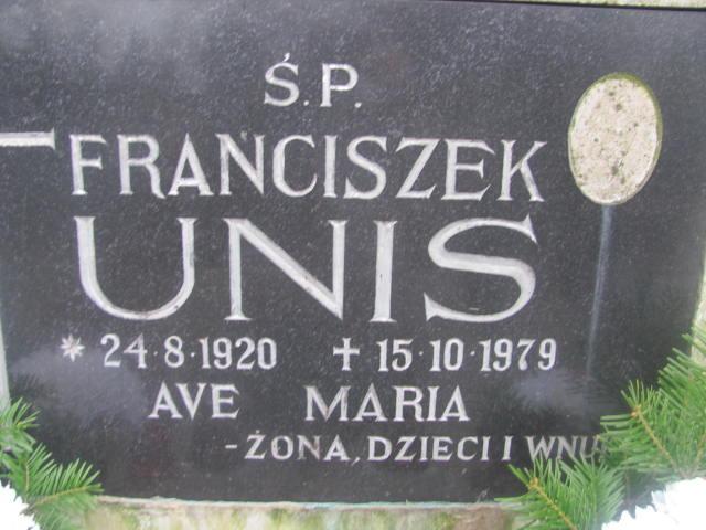 Janusz UNIS 1956 Słupsk - Grobonet - Wyszukiwarka osób pochowanych