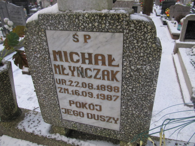 Mieczysław MŁYŃCZAK 1930 Słupsk - Grobonet - Wyszukiwarka osób pochowanych