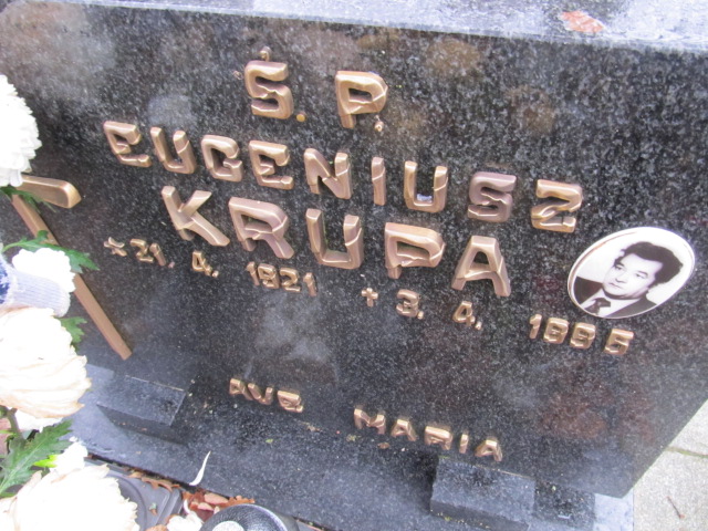 Eugeniusz KRUPA 1924 Słupsk - Grobonet - Wyszukiwarka osób pochowanych