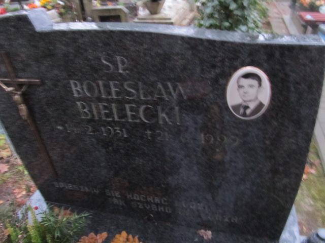 Teresa BIELECKA 1953 Słupsk - Grobonet - Wyszukiwarka osób pochowanych