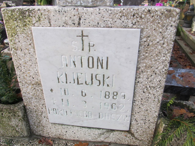 Antoni KIJEWSKI 1889 Słupsk - Grobonet - Wyszukiwarka osób pochowanych