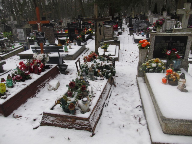 Janina NIEDBAŁ 1945 Słupsk - Grobonet - Wyszukiwarka osób pochowanych