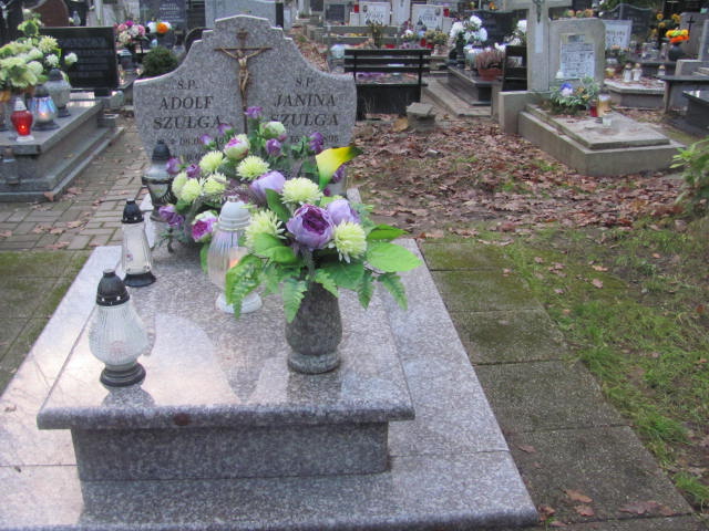 Grób JANINA SZULGA
