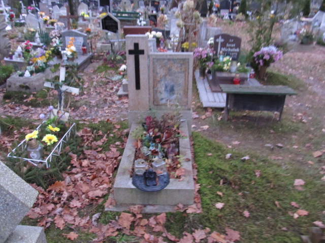 Grób KRZYSZTOF MAZUR 