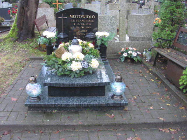 Grób FRANCISZEK MOTOWIDŁO