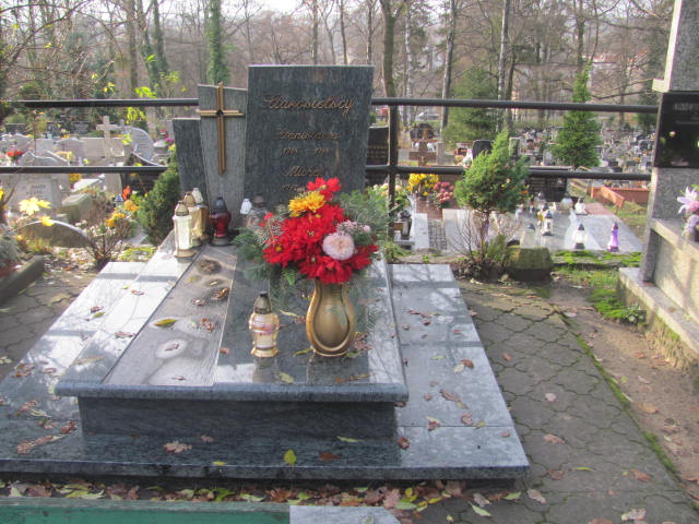 Grób MICHAŁ STAROSIELSKI