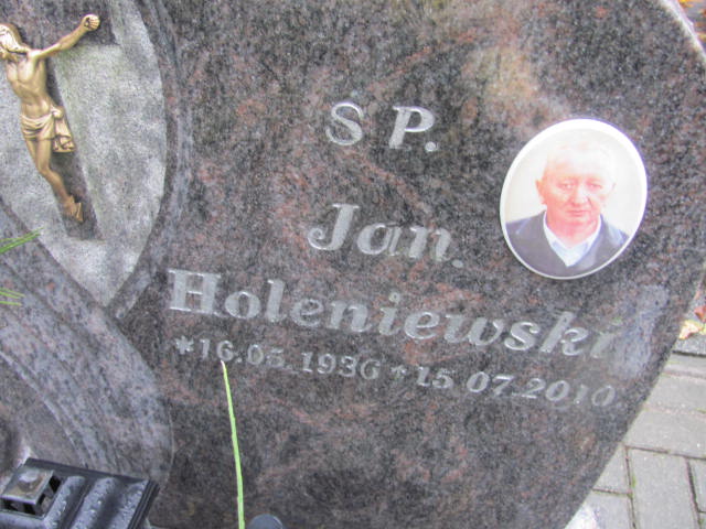 Dariusz HOLENIEWSKI 1961 Słupsk - Grobonet - Wyszukiwarka osób pochowanych