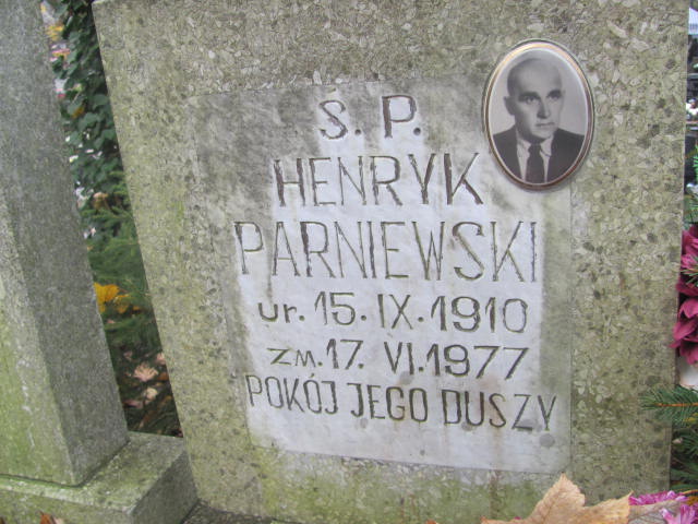 Krystyna PARNIEWSKA ZIOBRO 1942 Słupsk - Grobonet - Wyszukiwarka osób pochowanych