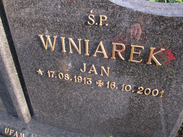 Jan WINIAREK 1913 Słupsk - Grobonet - Wyszukiwarka osób pochowanych