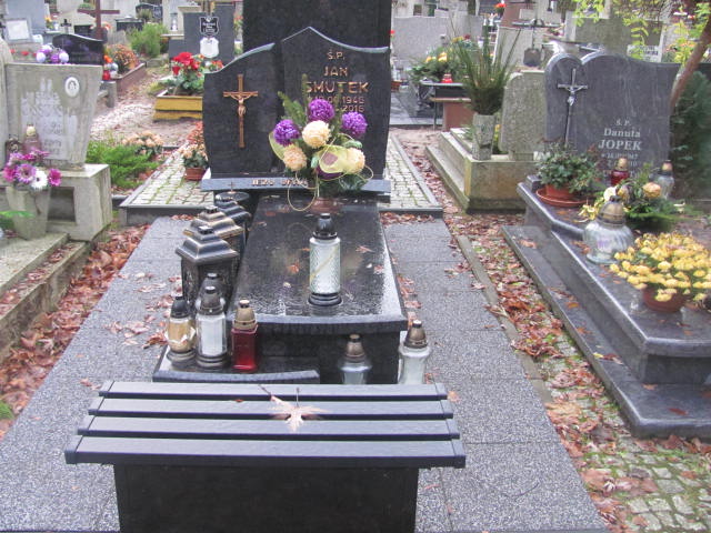 Grób JAN SMUTEK