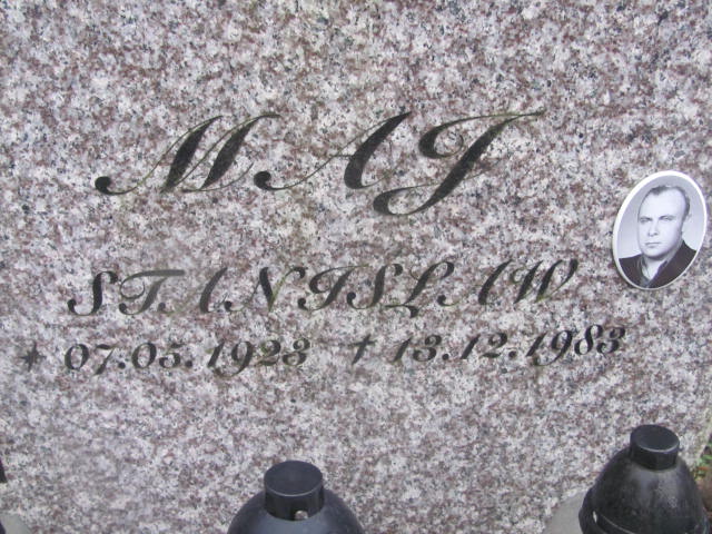 Urszula MAJ 1930 Słupsk - Grobonet - Wyszukiwarka osób pochowanych