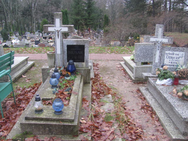 Grób Antoni Husar