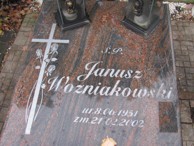 Bożena WOŹNIAKOWSKA 1955 Słupsk - Grobonet - Wyszukiwarka osób pochowanych