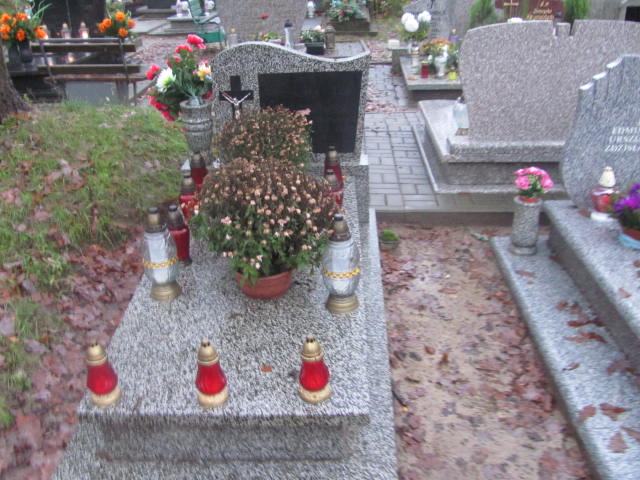 Grób JAN KORZENIEWSKI