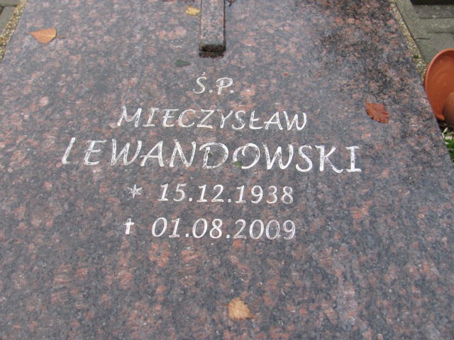 Mieczysław LEWANDOWSKI 1938 Słupsk - Grobonet - Wyszukiwarka osób pochowanych
