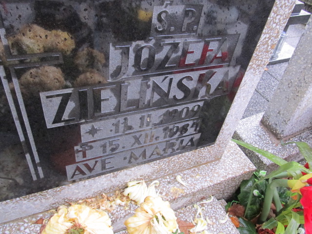 Józefa ZIELIŃSKA 1909 Słupsk - Grobonet - Wyszukiwarka osób pochowanych