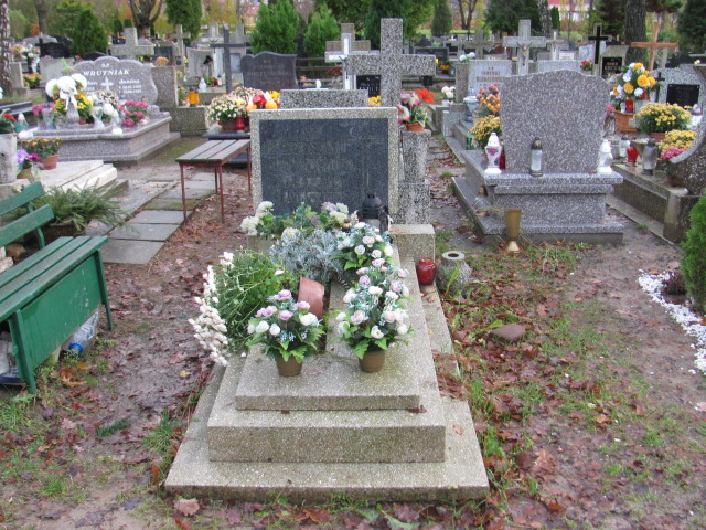 Grób MIECZYSŁAW LISATOWICZ