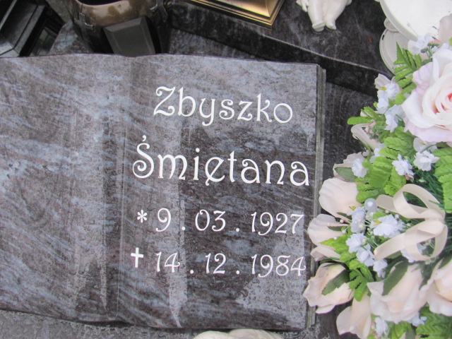 Grób ANGELIKA KORNATOWSKA