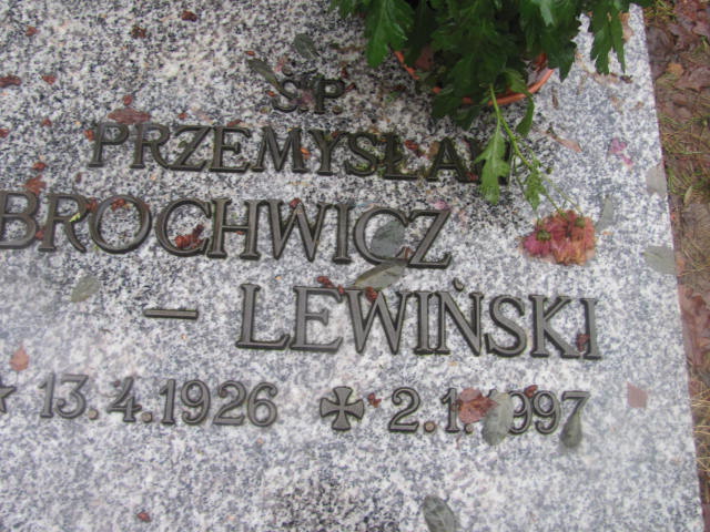 Przemysław BROCHWICZ LEWIŃSKI 1926 Słupsk - Grobonet - Wyszukiwarka osób pochowanych
