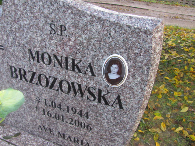 Monika BRZOZOWSKA 1944 Słupsk - Grobonet - Wyszukiwarka osób pochowanych