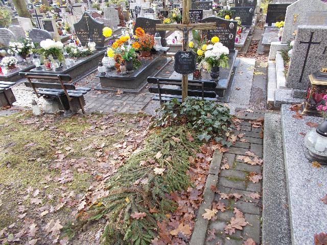 Grób BRONISŁAW TOMCZYK