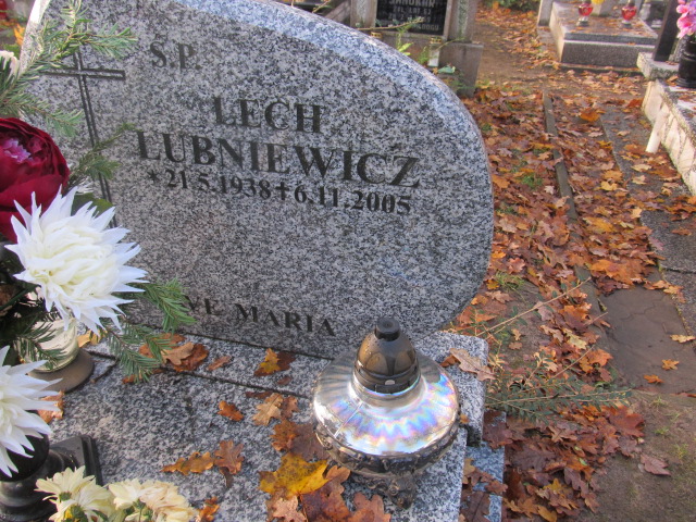 Lech ŁUBNIEWICZ 1938 Słupsk - Grobonet - Wyszukiwarka osób pochowanych