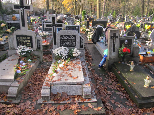 Grób MIROSŁAW KARBOWNIK