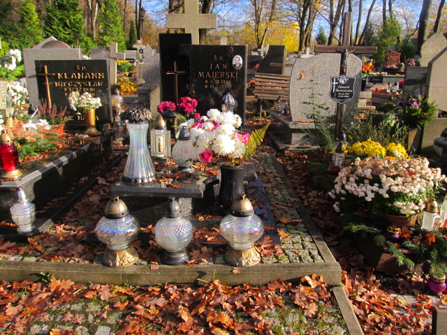 Grób KRYSTYNA MAJERSKA