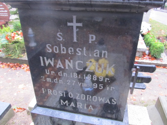 Sebastian IWAŃCZUK 1889 Słupsk - Grobonet - Wyszukiwarka osób pochowanych