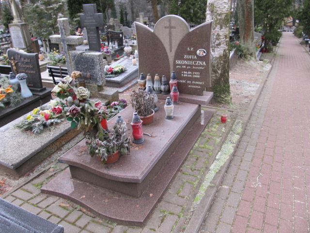 Grób LEOKADIA JODŁOWSKA