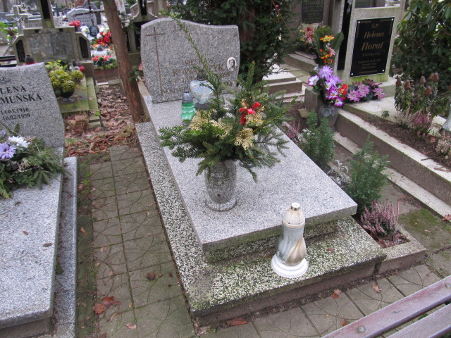 Grób WIESŁAW KOWALCZYK