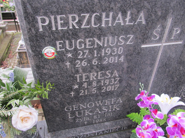 Teresa PIERZCHAŁA 1937 Słupsk - Grobonet - Wyszukiwarka osób pochowanych