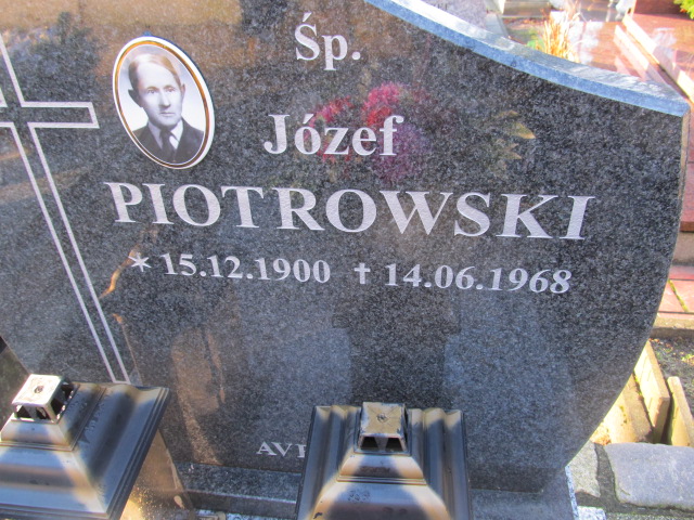Józef PIOTROWSKI 1900 Słupsk - Grobonet - Wyszukiwarka osób pochowanych
